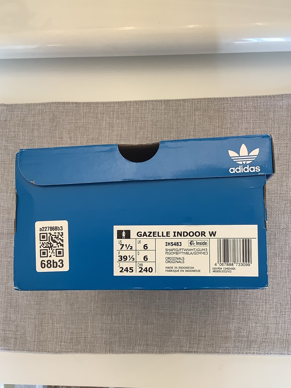 adidas Women’s Gazelle Sneakers in Shadow Fig, size 7.5 - Picture 10 of 10